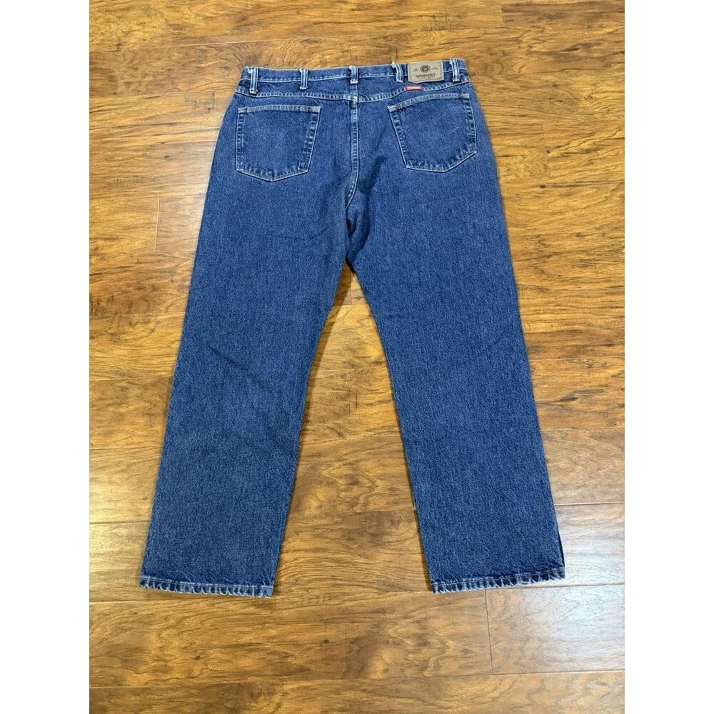 Wrangler Jeans Mens 36x29 Blue Relaxed Fit Boot Cut Straight Denim